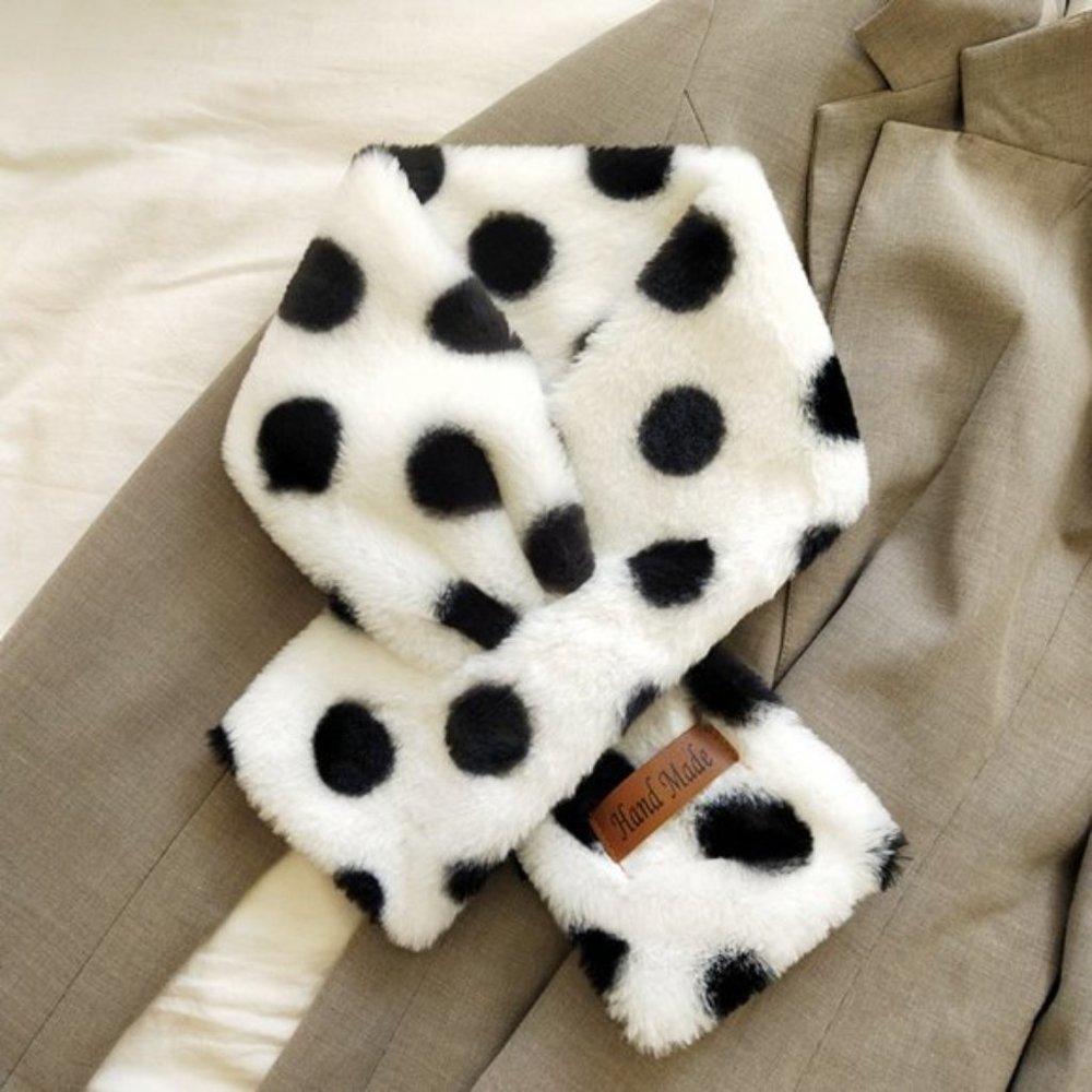 LAST ONE 💖Polka Dot Chic Faux Fur Scarf